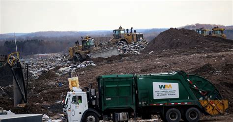 Fairport & Macedon residents suing Waste Management over landfill odors