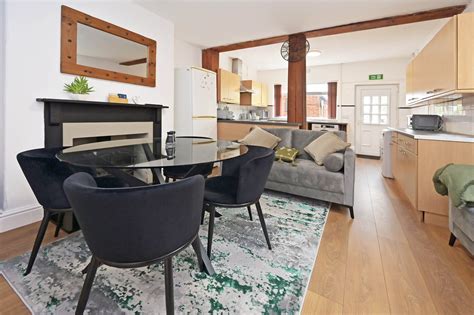 Hungerford House - By Sigma Stays | Comfy Workers