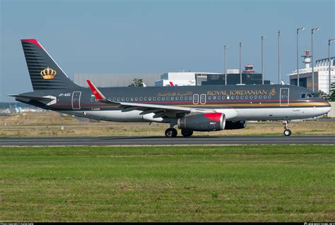 Jy Azc Royal Jordanian Airbus A320 232wl Photo By Daniel Apfel Id