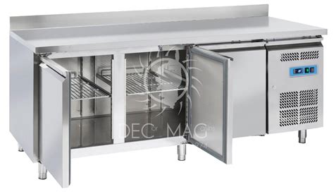 Decor Magasin vente Tour pâtissier 3 portes inox adossé éco Froid