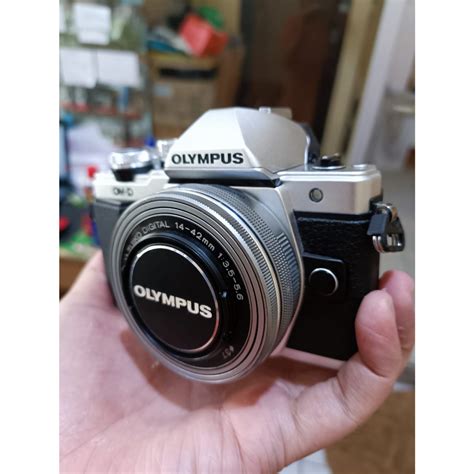 Jual Olympus OMD Em 10 Mark II Kit Aka OMD EM 10 Mark 2 Shopee Indonesia