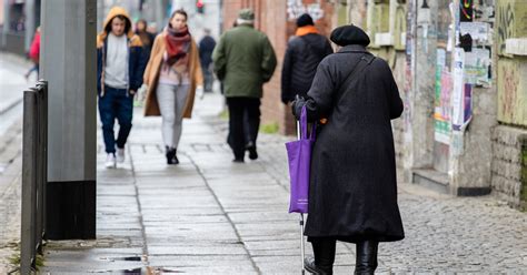 Czternasta Emerytura Kiedy Zostanie Wyp Acona Ile Wyniesie Wiadomo Ci