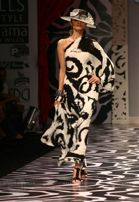 ritu beri indian fashion portal