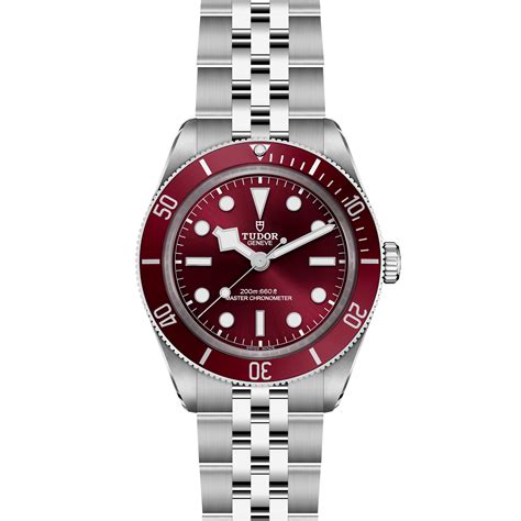 tudor black bay  maaru  swiss