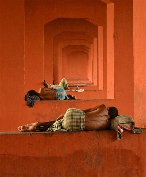 Steve Mccurry Gorgeous Photographs Of People Reading Around The World