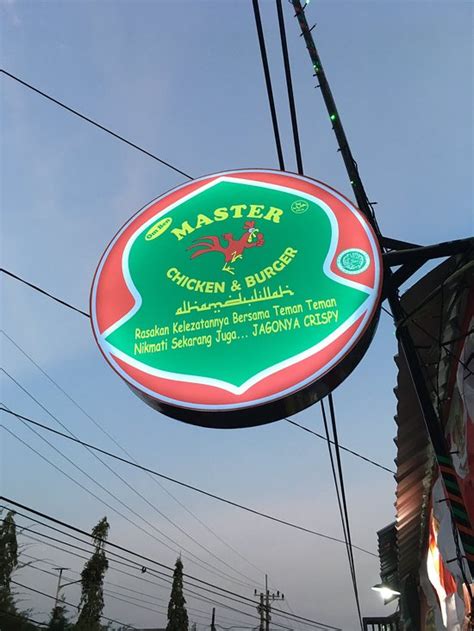 Master Chicken Burger Terdekat Restoran Dan Tempat Makan Kafe