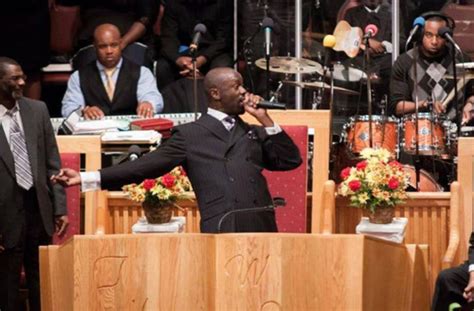 Florida Pastor Flees Naked After Being Caught With Man S Wife