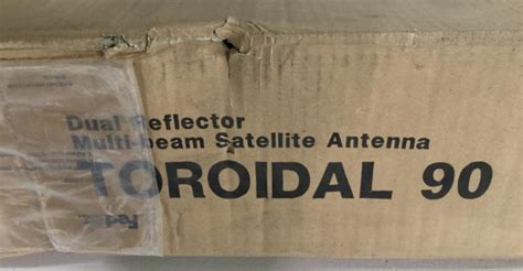 lot wavefrontier toroidal  dual reflector antenna