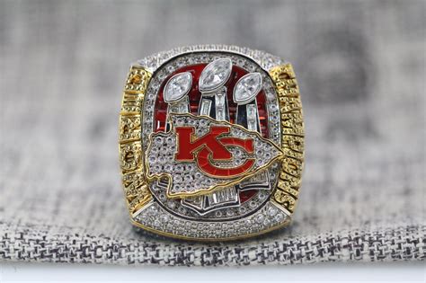 Kansas City Chiefs Super Bowl Ring (2023) - Premium Series – Rings For ...