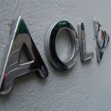 twitter reveals embarrassing aim names  nostalgic  brit