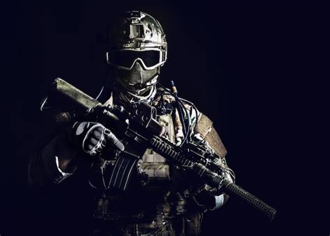 soldado de las fuerzas especiales foto premium