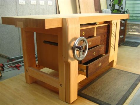 Tim S Hybrid Roubo Workbench Finewoodworking Workbench Designs