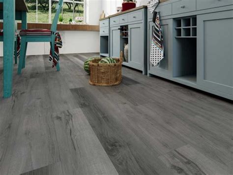 EIR Grey Wood Look Luxury Vinyl Click Flooring STEP GUARD Floors Walls