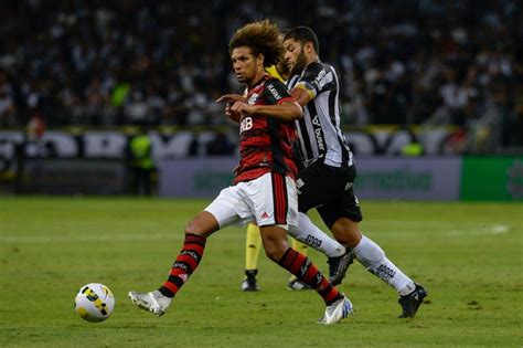 Time Sem Vergonha Torcida Critica A Postura Do Flamengo Contra O