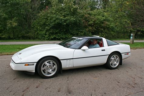 1990 C4 Chevrolet Corvette Specifications Vin And Options