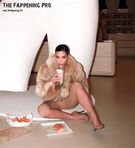 Kim Kardashian Nude 6 Photos The Fappening