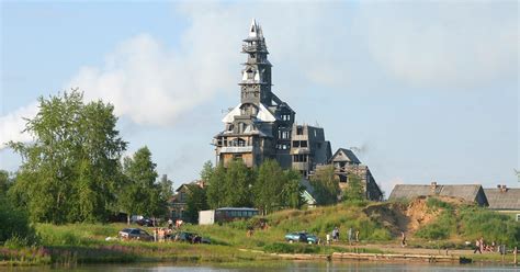 The Most Dangerous Houses Ever Built – GO Social