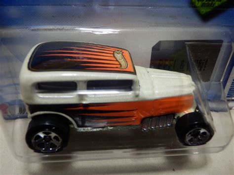 Yahoo オークション HOT WHEELS MIDNIGHT OTTO