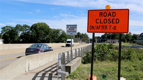 Bridge closes for Riverwalk expansion, maintenance