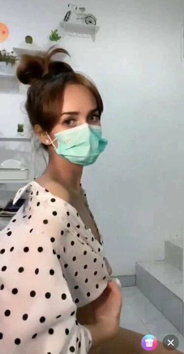 Polka Dot Babe In English Porn Xhamster