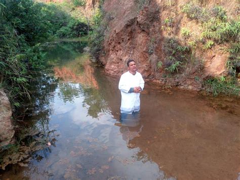 Lbum De Fotos Batismo Na Cidade De P Sul Em Bras Lia Dia