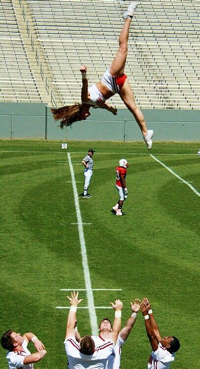 Cheerleading Stunts Cool Cheer Stunts College Cheerleading Cheer