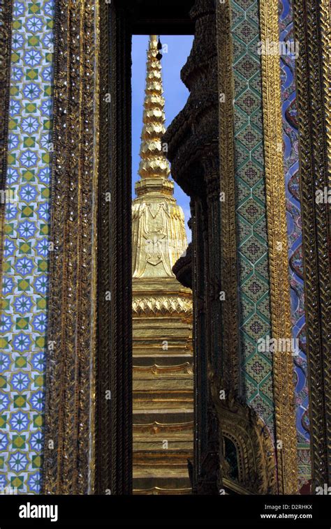 View inside the Grand Palace complex, Bangkok, Thailand Stock Photo - Alamy