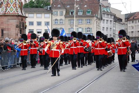 Basel Tattoo Parade 2009 Band Of The Goldstream Guards Flickr