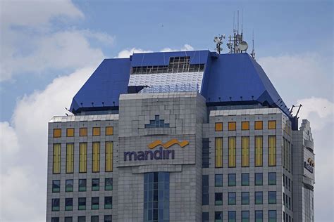 Bank Mandiri Prediksi Ekonomi Ri Kuartal Ii Tumbuh Persen