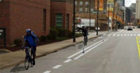 Work Begins On Milwaukee Avenue Protected Bike Lane Crains Chicago