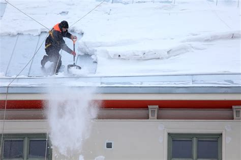 Pocatello Roofing Contractor Tips How To Remove Snow From Your Roof