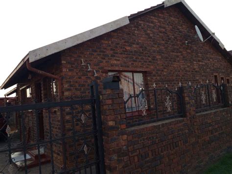 3 Bedroom House For Sale In Sebokeng Zone 6 P24 114506737