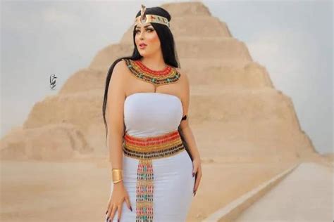 Egypt Detains Photographer After Dancer Shoot At Pyramid Parliament Politics Magazine