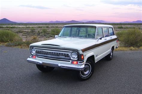 The Carchive The 76 Jeep Wagoneer Hooniverse