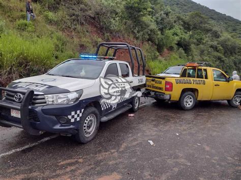 Doble Accidente Sobre La Puebla Orizaba 2 Policías Heridos