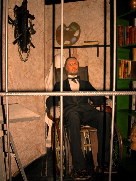 Halloween Countdown Hollywood Wax Museum Horrors Shewalkssoftly