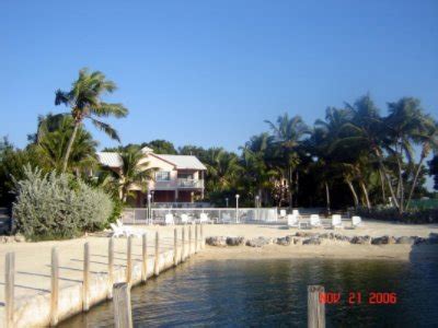 BAYSIDE INN KEY LARGO - Key Largo FL 99490 Overseas Highway 33037