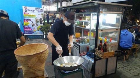 Buka Jadi Asn Polri Eks Pegawai Kpk Ini Jualan Nasi Goreng Rempah