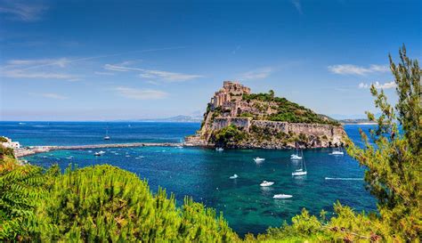 Ischia Come Arrivare Dove Dormire E Spiagge Campania Info