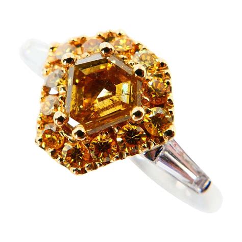 Graff 134ct Fancy Vivid Yellow Diamond Ring At 1stdibs Graff Yellow