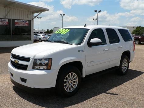 2008 Chevrolet Tahoe Hybrid - Information and photos - MOMENTcar