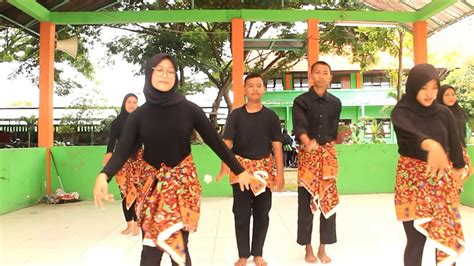 Tarian Bungong Jeumpa Aceh Student Edition From Sma N 1 Kebomas Youtube