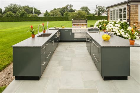 L Shaped Outdoor Kitchen for Small & Medium Sized Spaces