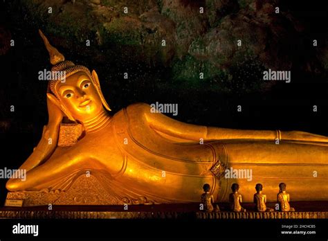 Lying Buddha Monkey Temple Suwankuha Temple Lying Buddhar Buddha