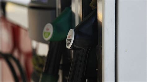 El Precio De Los Carburantes Toca Nuevos Máximos En Tres Meses En Pleno