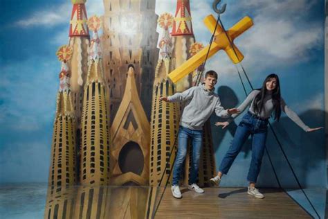 Barcelona Entrada Al Museo De Las Ilusiones Getyourguide