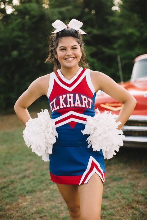 Varsity Cheerleaders Cheerleaders Elkhart High School