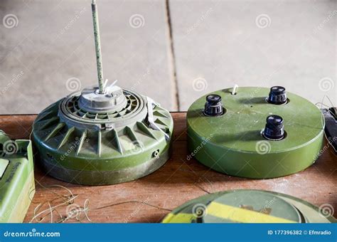 Antipersonnel Fragmentation Land Mine Prom 1 Pmr 2a Pmr 3 Pma 3