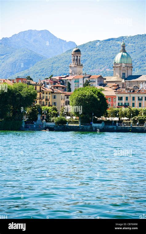 Ferries To Intra High Resolution Stock Photography And Images Alamy