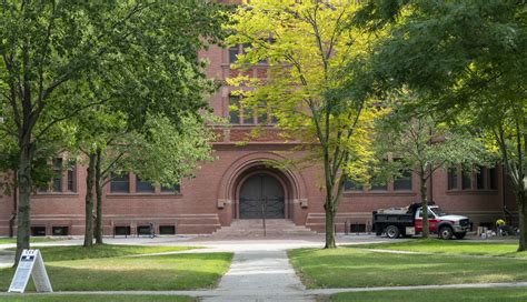 Appeals Court Revives Suit Alleging Harvard Wrongfully Denied Undergrad